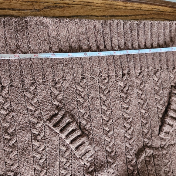 Hooded knit sweater - Picture 4 of 4
